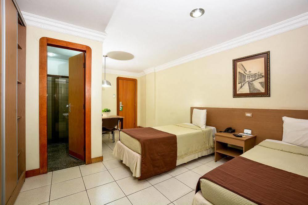 Umuarama Plaza Hotel By Castelo Itaipava Goiânia Exterior foto